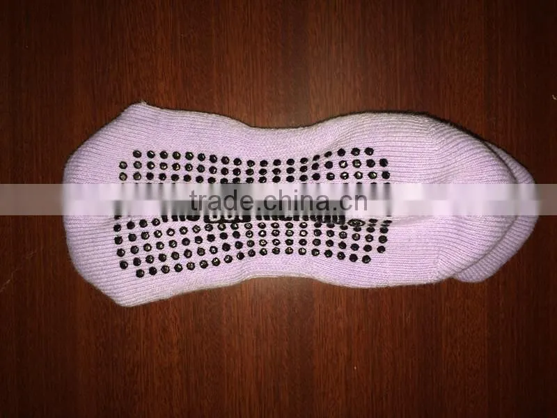 Anti-slip socks with dot