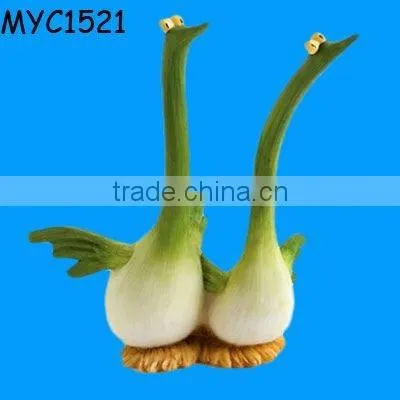 Artificial fruits and vegetables