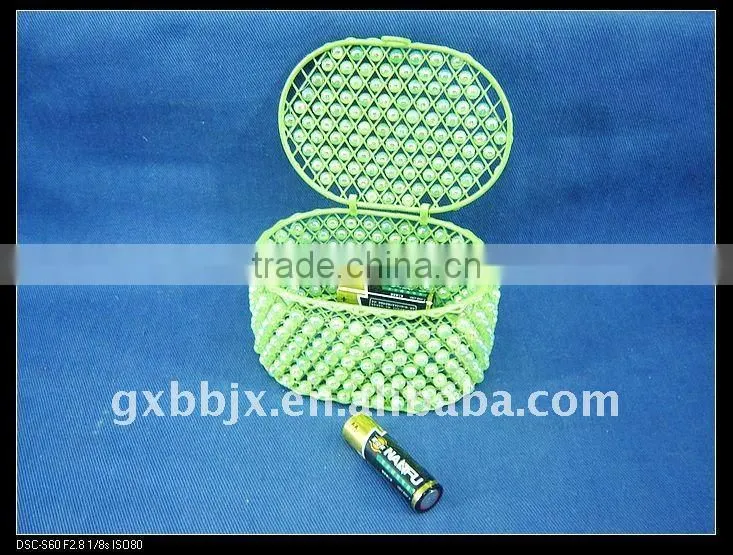 Green pearl wire makeup box set with lid