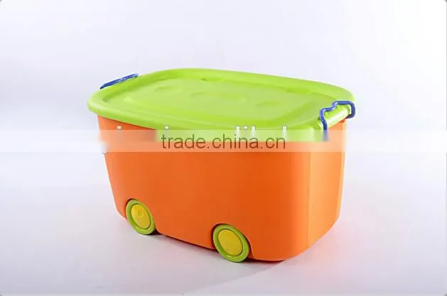 1929 Plastic Storage boxes with lids, wheels and handles