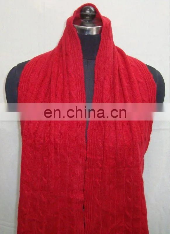 Cashmere Scarf in cable knit
