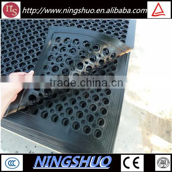 China factory of durable outdoor anti slip boat rubber flooring