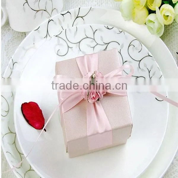 luxury elegant folding cardboard hat box wholesale with beautiful ribbon
