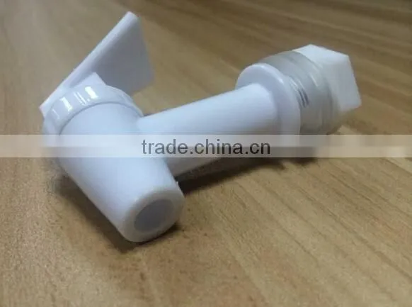 Hot cold water dispenser faucet with lower price
