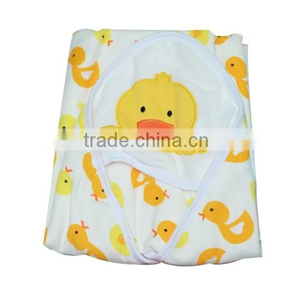 2016 new Embroidered cartoon hooded baby blanket