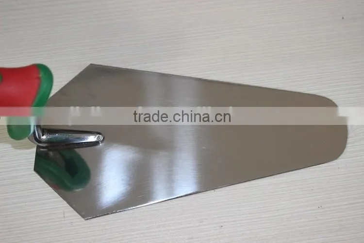 Bricklaying trowel with rubber hand