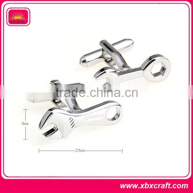 simple shaped silver business cufflink sleeve buttons
