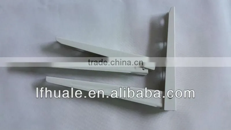Air conditioner bracket