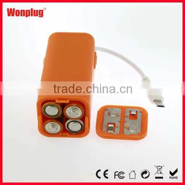 New Design External Power Bank with Replaceable Battery