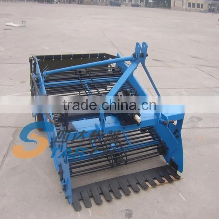 2016 Latest Design Competiitve Price Potato Harvesting Machine