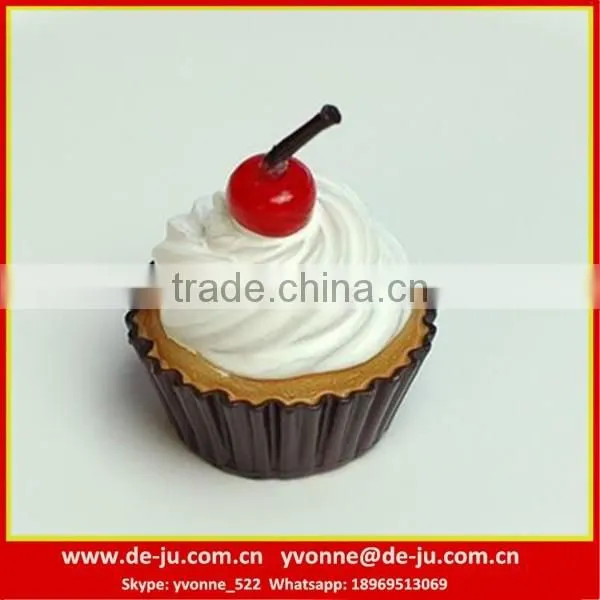 Customized Black Cake Cherry Exquisite Gift Candle