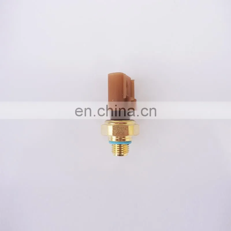 Diesel engine 6CT 4928593 pressure sensor