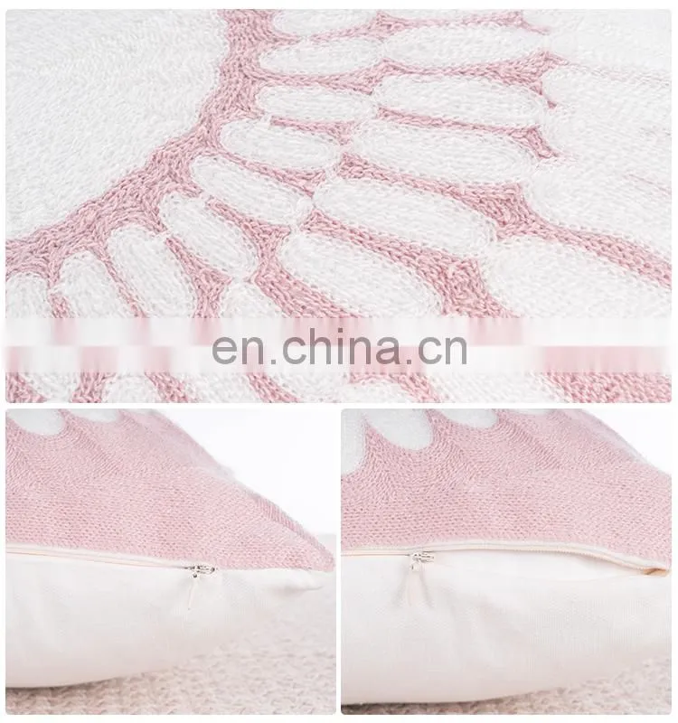 2018 High Quality Crocheted Sofa Embroidery Flower Design Pink Cushion With Invisible Zipper