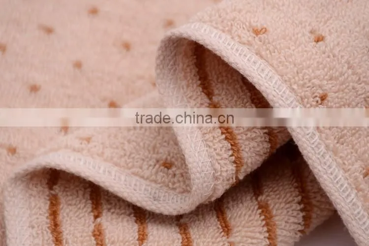 100%cotton jacquard embroidery design fancy cartoon embroidered hand towel