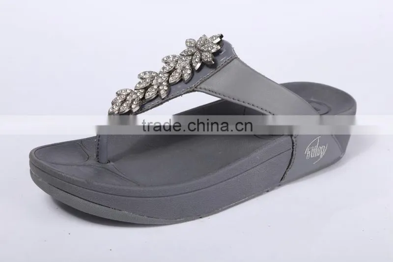 2014 trendy women flip flops best selling flowery decoration
