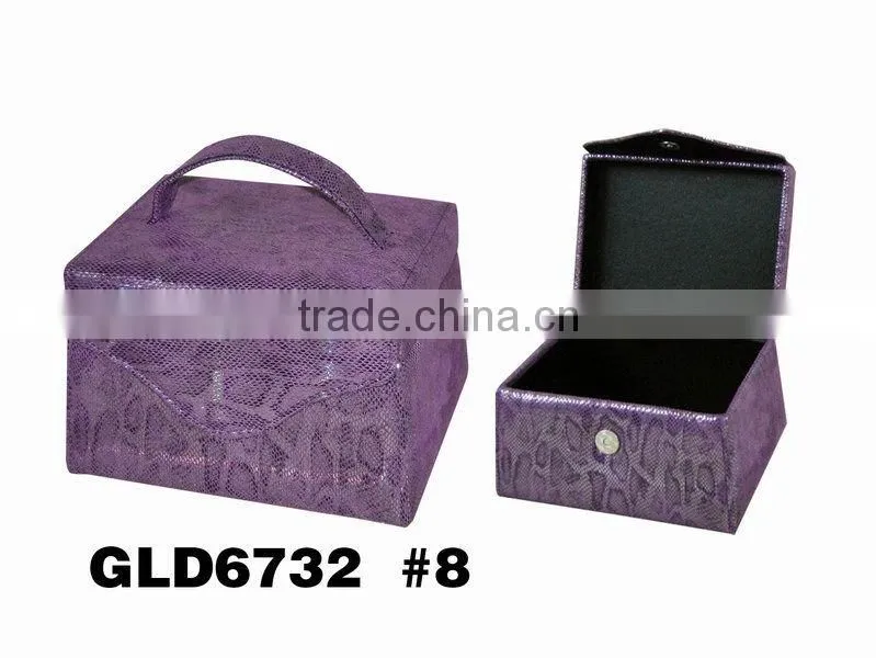 Red leopard jewellery box packaging