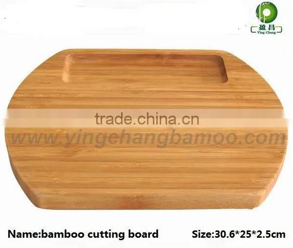 Oval bamboo flexible cutting board