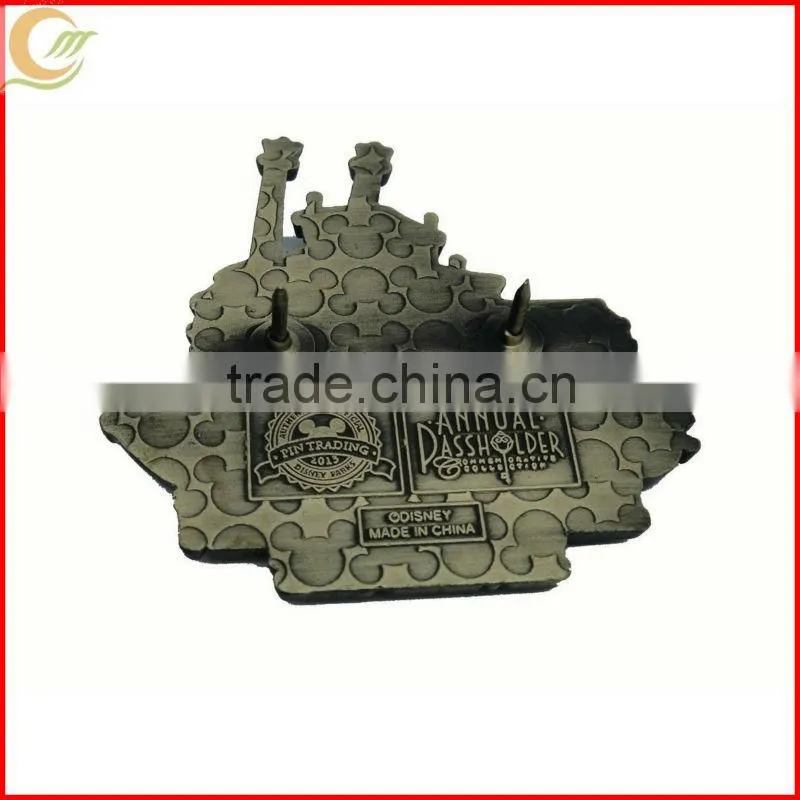 Zinc alloy antique bronze plating 3D custom metal pin medal
