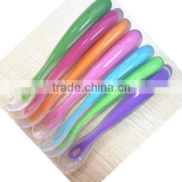 Top quality Cheapest top sell silicone baby spoons