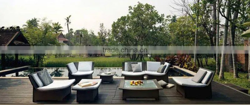 rattan bad