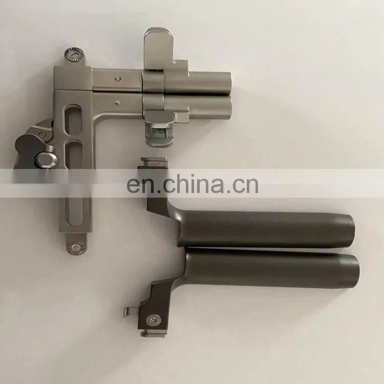 LUMBAR RETRACTOR, Distractor of pedicle screw Spine fixation