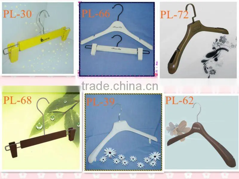 PL-167 anti slip plastic transparent hanger