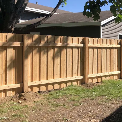 installing a fence (3)