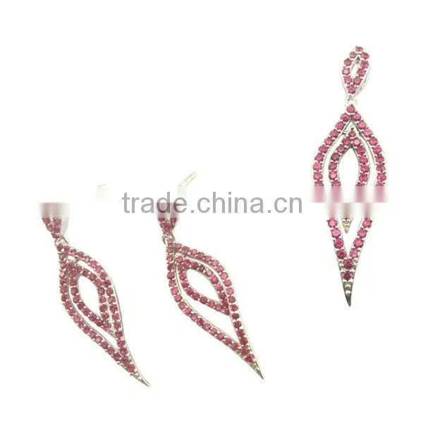 Newest Design Shining Red Corundum Jewelry Set