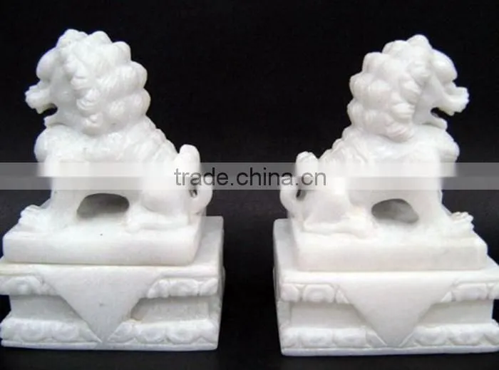 Classical Honed Sea Horse Statue