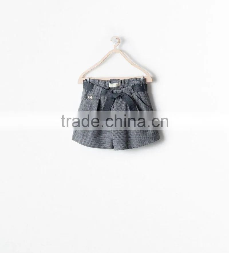fashional girls short pants with belt