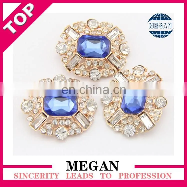 Wholesale fashion colorful crystal rhinestone and acrylic button for suit decoration