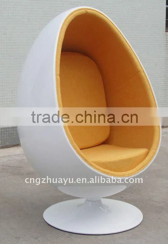 classic designer hanging Egg pod chair