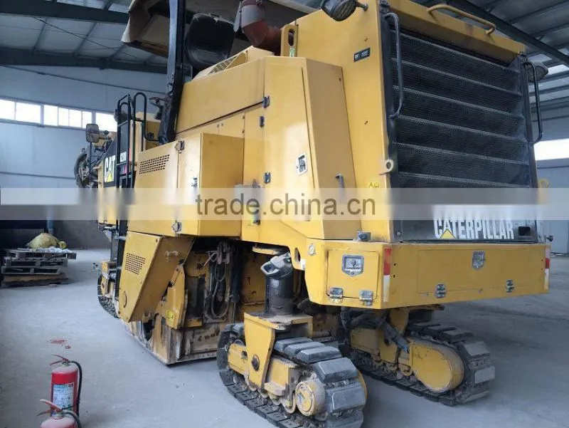 Used Caterpillar Asphalt Equipment cold planers PM-200