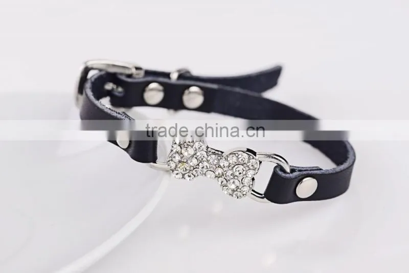 Wholesale diamond bone leather pet collar creative dog collars