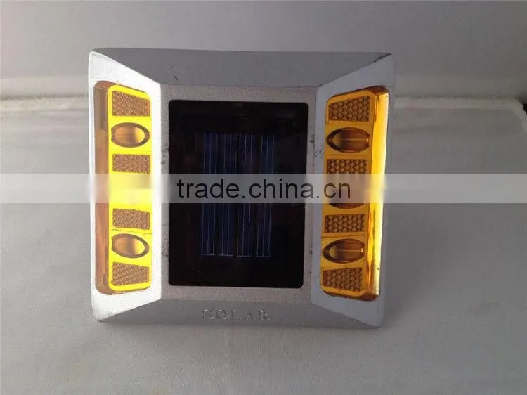 high power long lifespan reflective plastic road stud