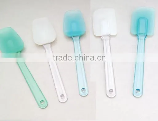 Silicone cake spatula comply with FDA and LFGB