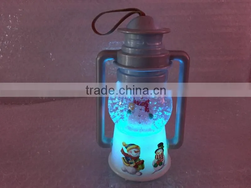 2015 Resin Snow Man Latern Design Led Handmade Christmas Snow Globe by China Supplier