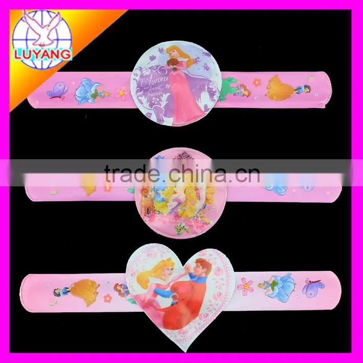 2015 LED soft pvc custom country flag slap bangle for promotion gift