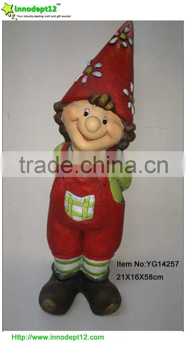 Stand Magnesia garden decoration sculpture, garden gnome