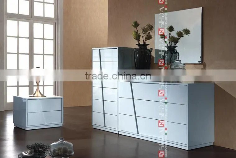 bedroom bed / modern luxury beds / bed with lighted headboard B9017