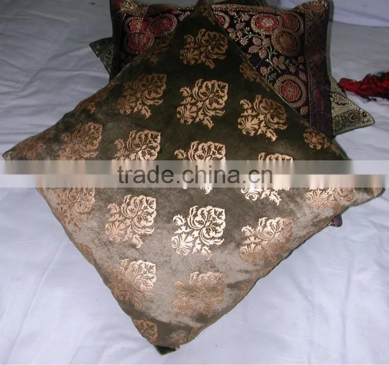 Velvet cushion cover, gold foil print