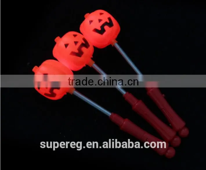 Halloween Pumpkin/Skull LED Light Stick Flash Glow PVC Fluorescence Sticks with Shaking Spring Party Decoration