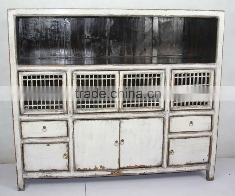 kitchen cabinet