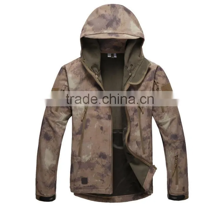 custom woman OEM camo softshell jacket