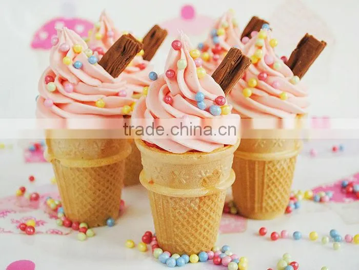 Soft ice cream vending machine
