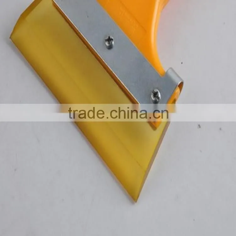 Hot sales Cowhellsn Car Snow Shovel