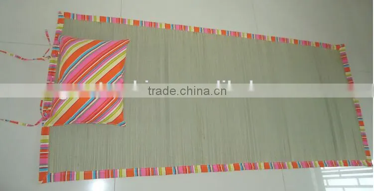 Straw Beach Mat with pillow