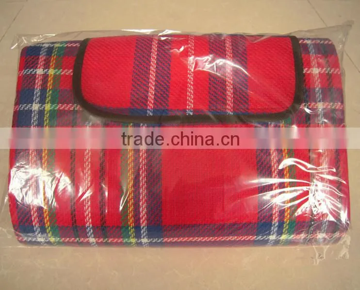 Top Quality Portable Fleece Picnic mat for Camping Baby Crawl and Children Playing Eco Friendly Wholesale OEM