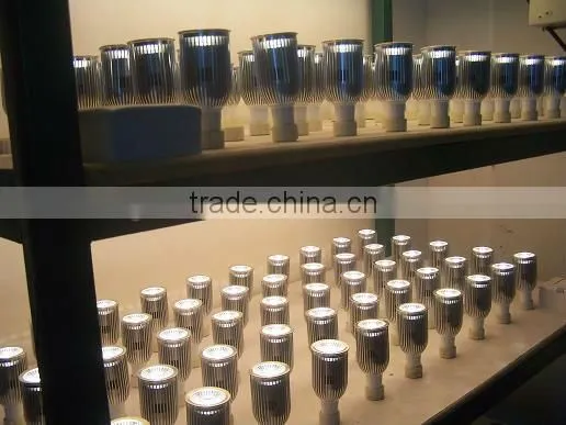 Dimmable 220V COB LED GU10 8W