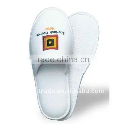 cheap hotel slippers